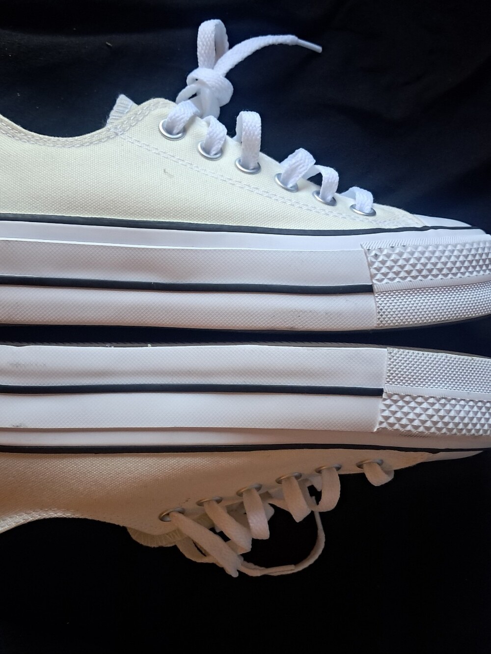 Chuck Taylor Platform Size 5